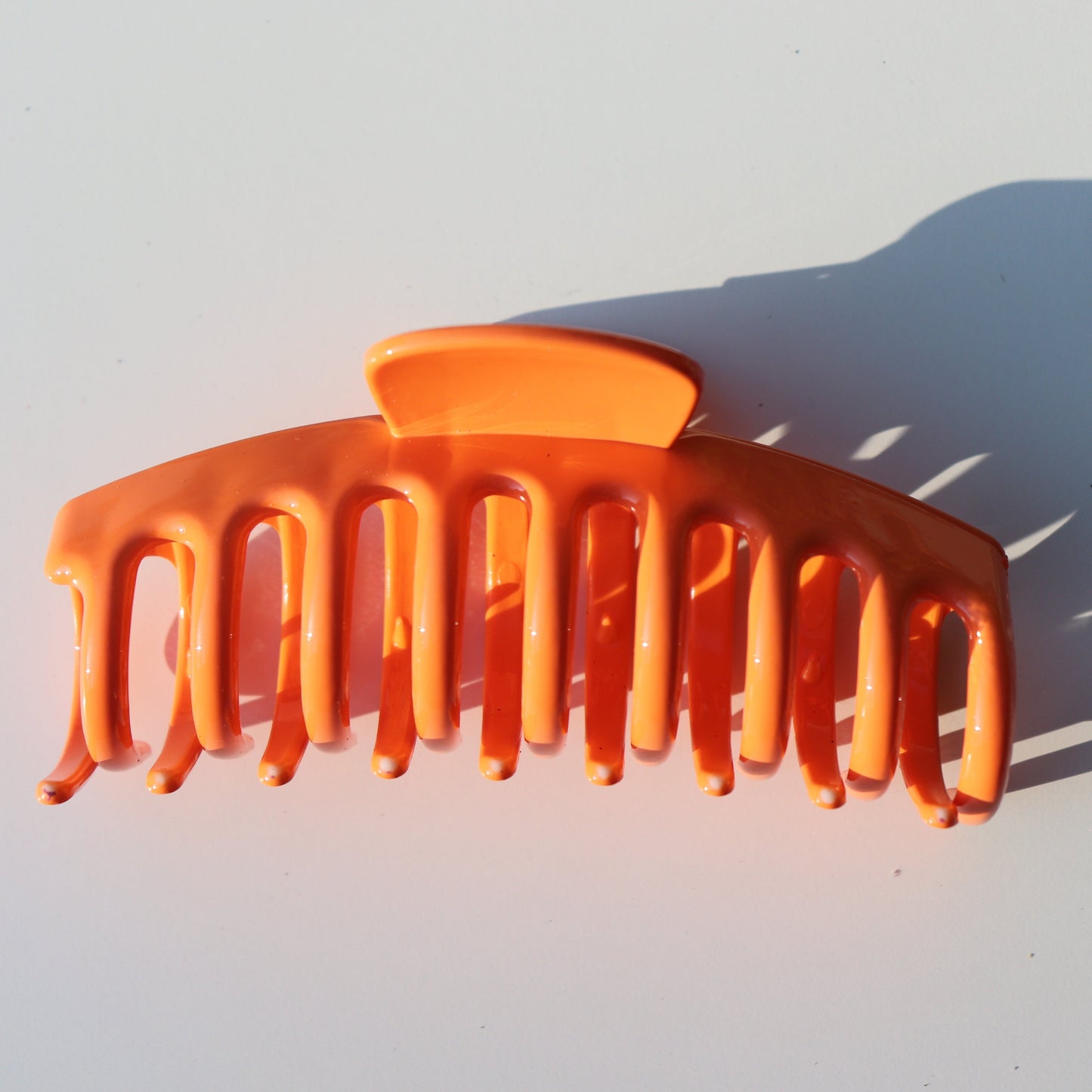 Neon Era Glossy Classic Claw Clip