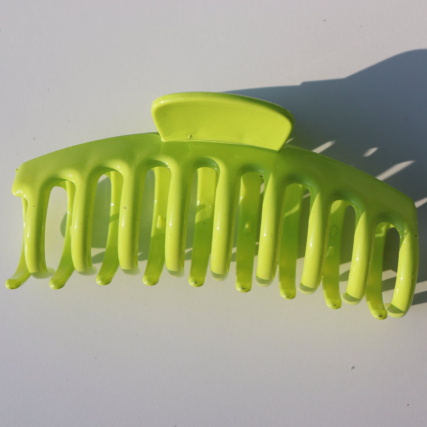 Neon Era Glossy Classic Claw Clip
