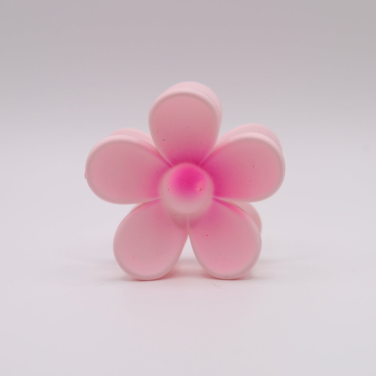 Matte Mini Daisy Hair Clip