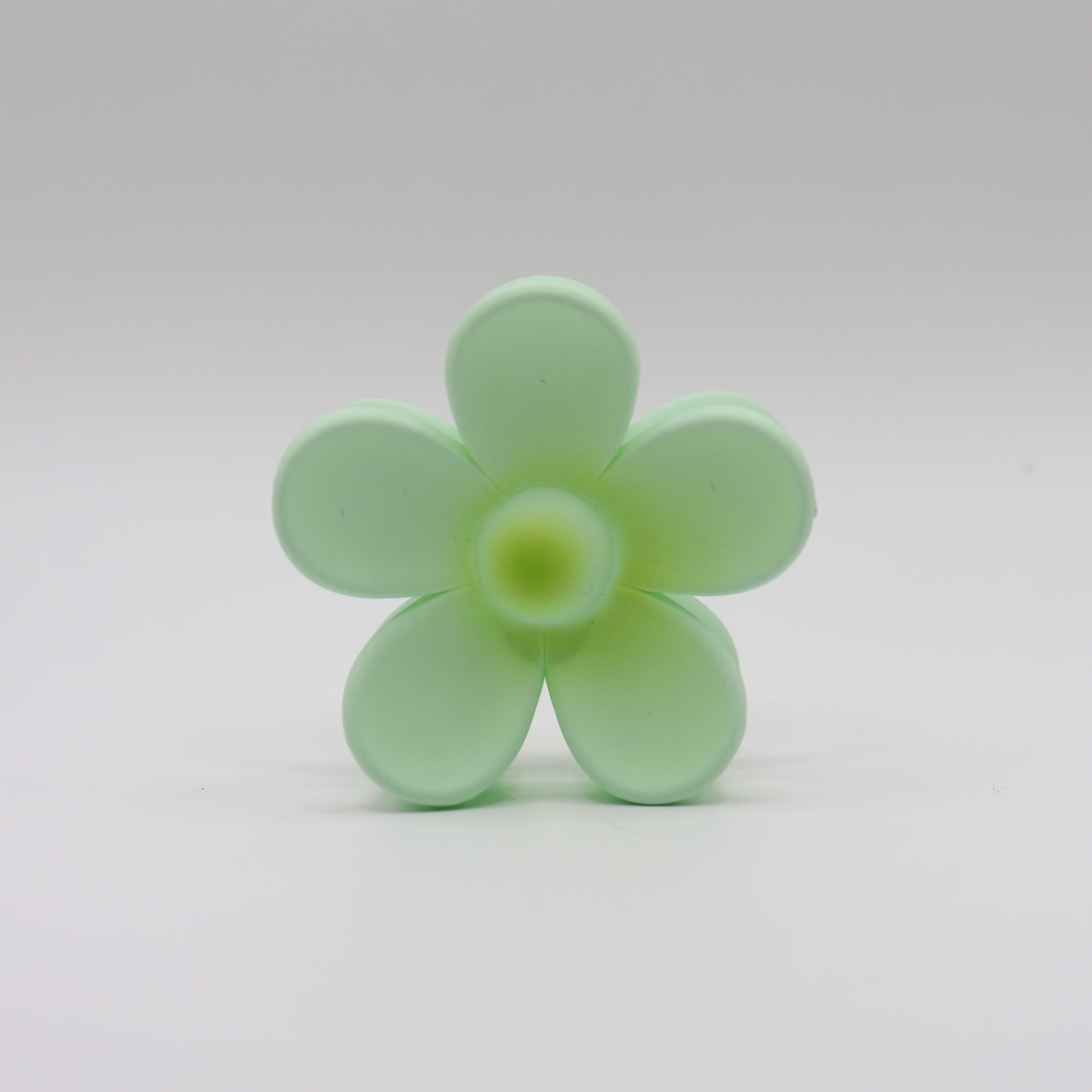 Matte Mini Daisy Hair Clip