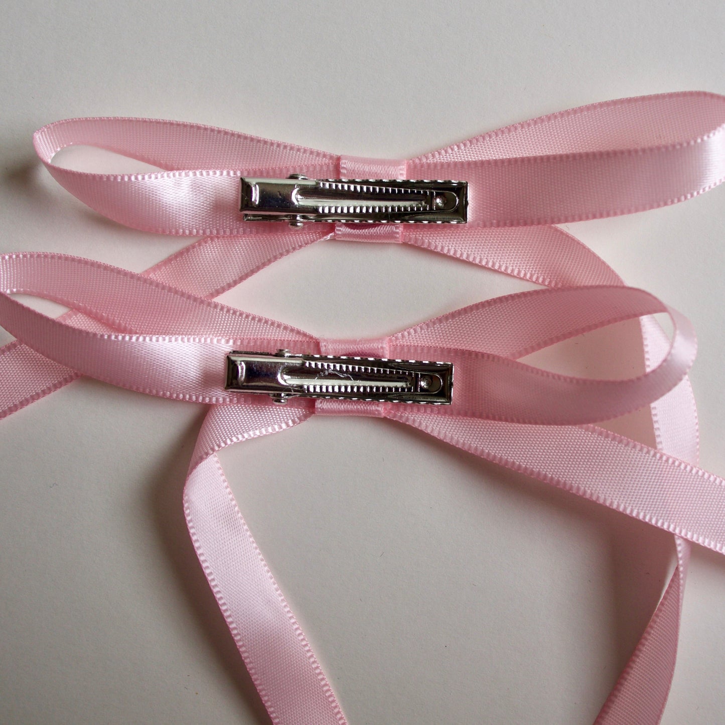 In Her Bow Era Hair Clips