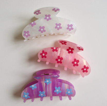Pearlized Flower Hair Clip