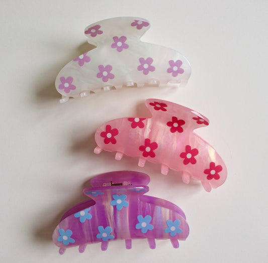 Pearlized Flower Hair Clip